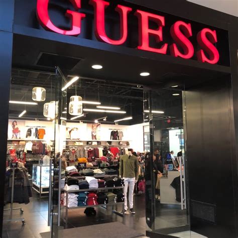 guess factory outlet store locator.